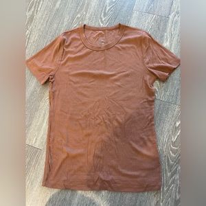 Ribbed tee shirt